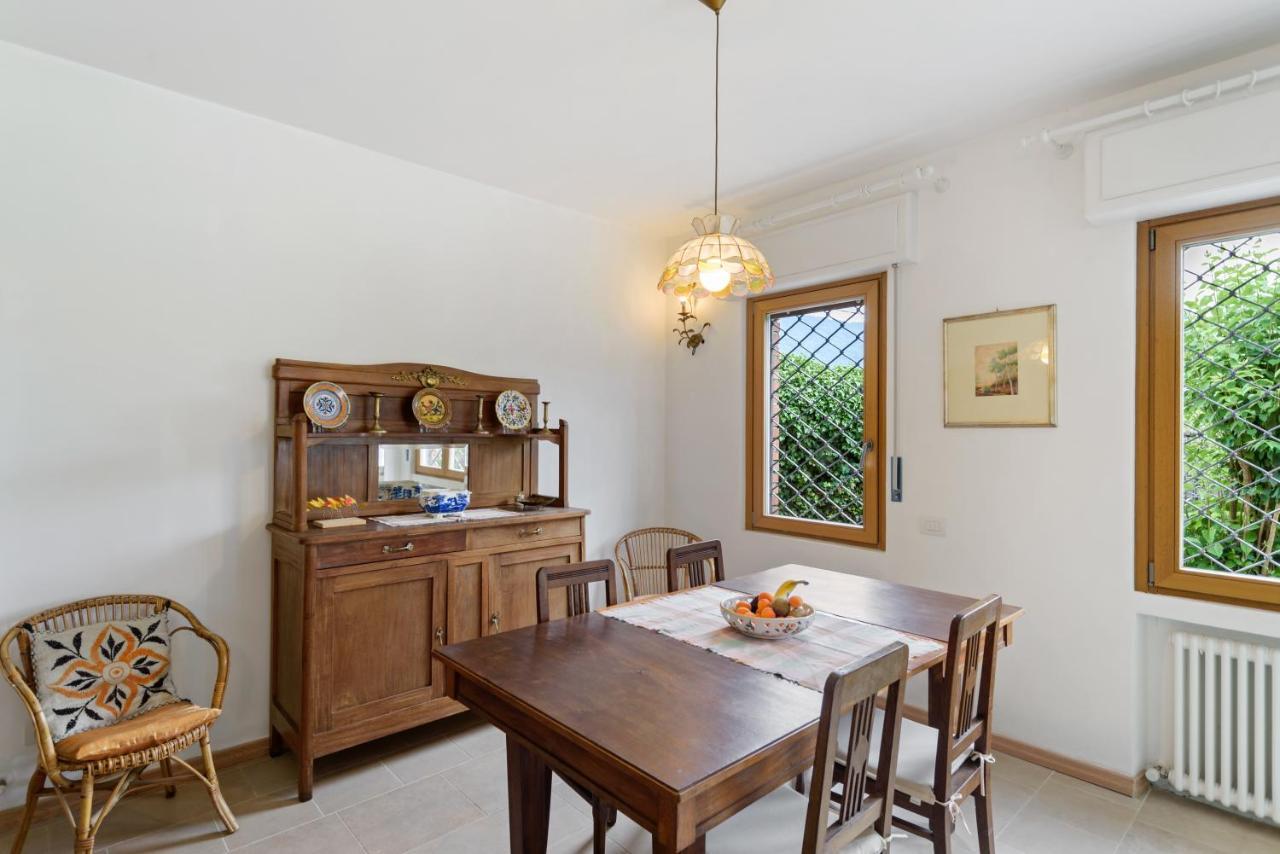 チェルノッビオComo Lake Cosy Flat With Garden And Parkingアパートメント エクステリア 写真